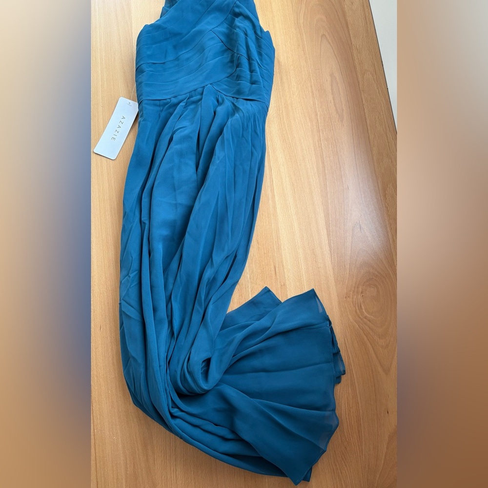 Azazie Junior Bridesmaid Dress - New with tags, size 6